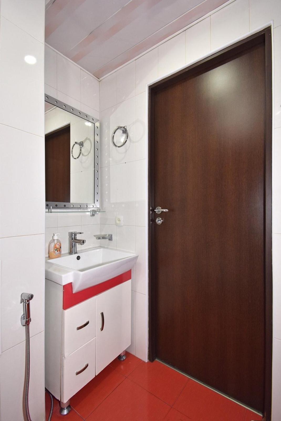 Yeznik Koghbatsi - Amiryan Crossroads 1 Bedroom Comfy Apartment With Balcony Ko100 Erivan Exterior foto